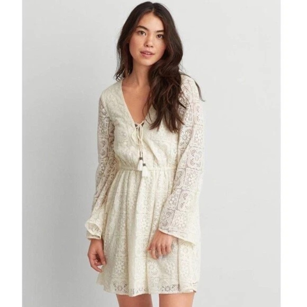 American Eagle Dress Womens Small Cream Lace Bell Sleeves Boho Festival Tassels